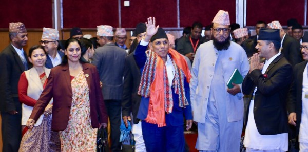 राष्ट्रियसभाको अध्यक्षमा दाहाल निर्वाचित